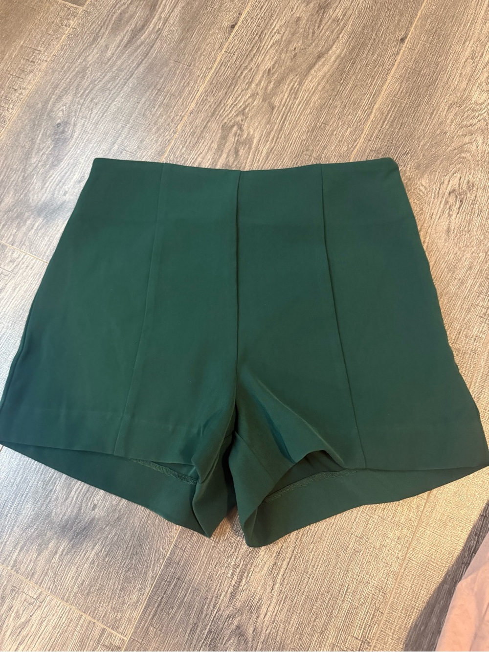 Simons Forest Green High-Waist Tailored Shorts